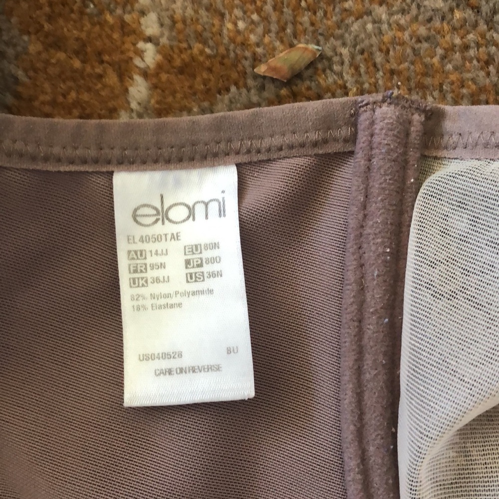 Bras - Picture 5 of 5